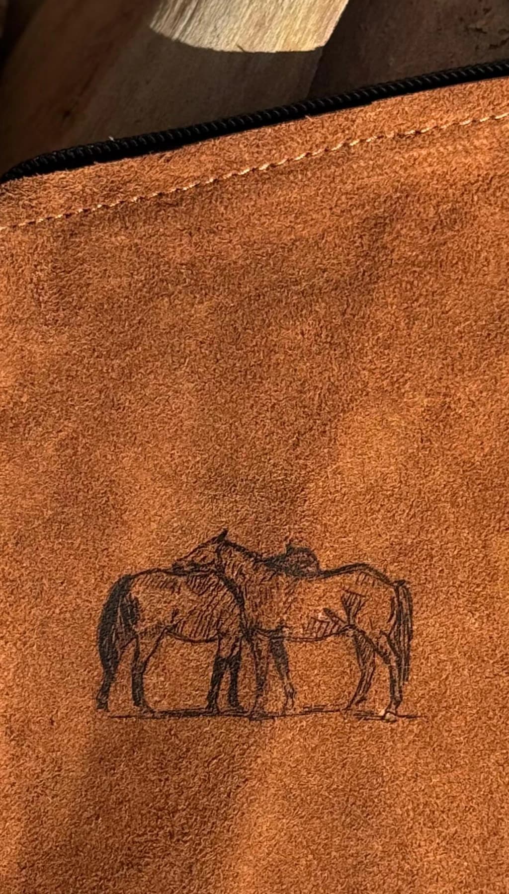 YERBERO CABALLOS, 250 gr. Gamuza